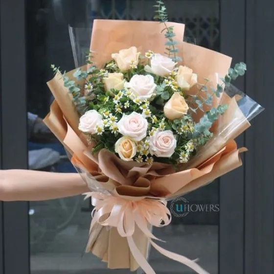 Lại gần bên em - HB1010